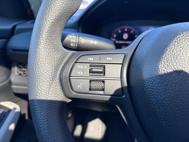 Used 2025 Honda Accord SE image 14