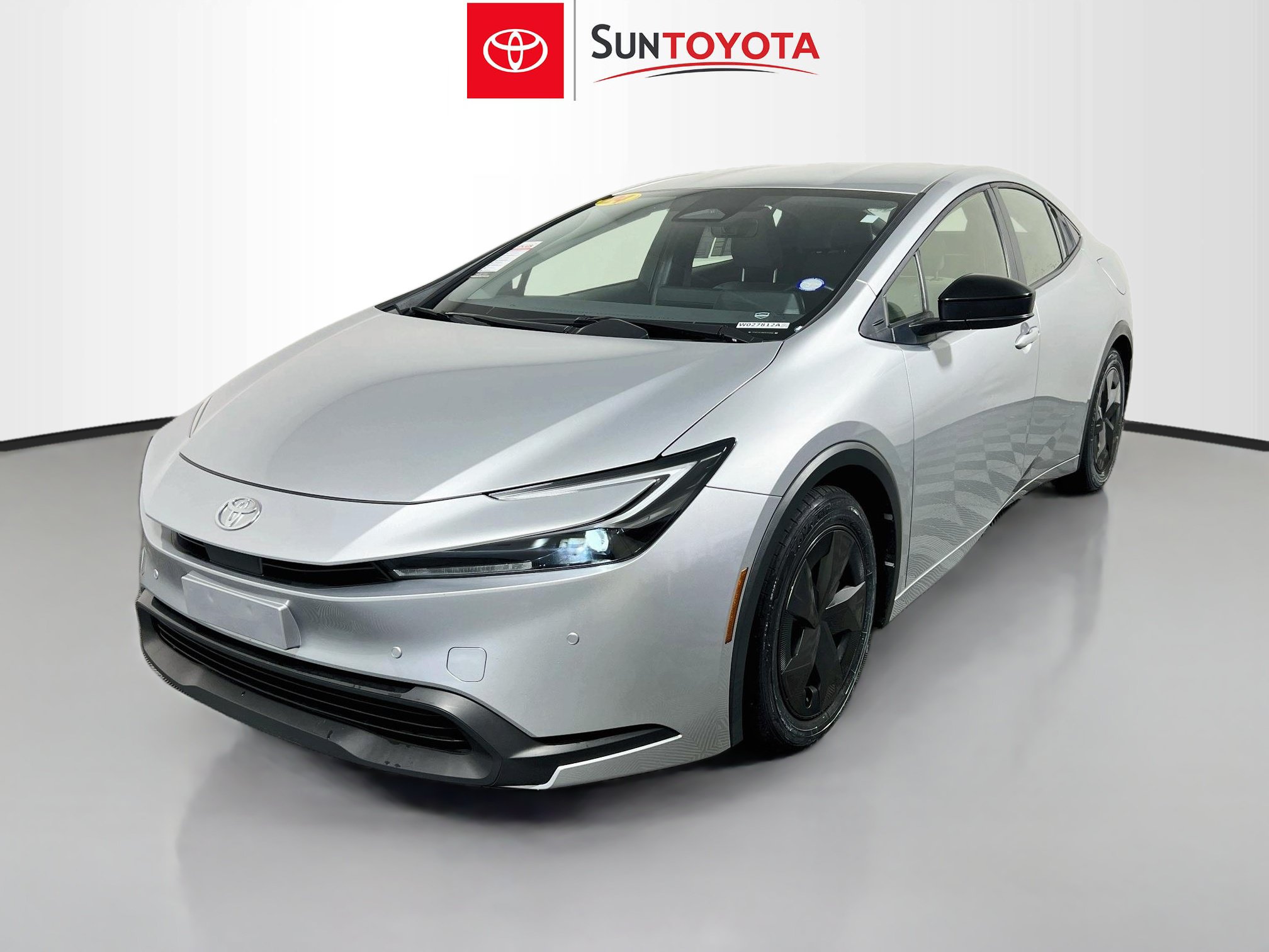 Used 2024 Toyota Prius LE FWD image 9