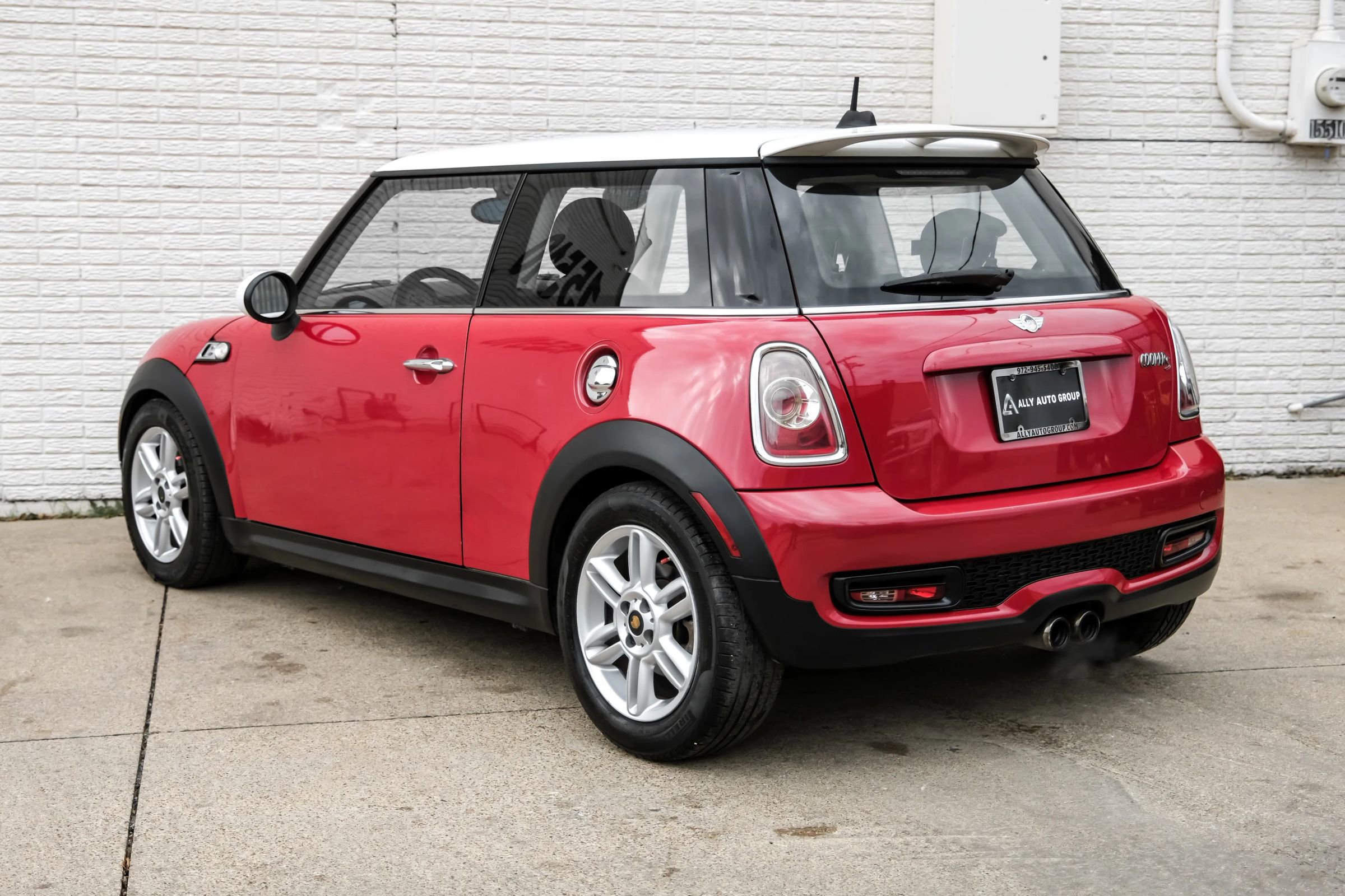 Used 2013 MINI Cooper S image 9