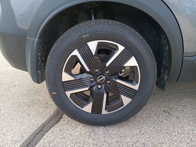 New 2026 Nissan Kicks SV w/ SV Premium Package image 35