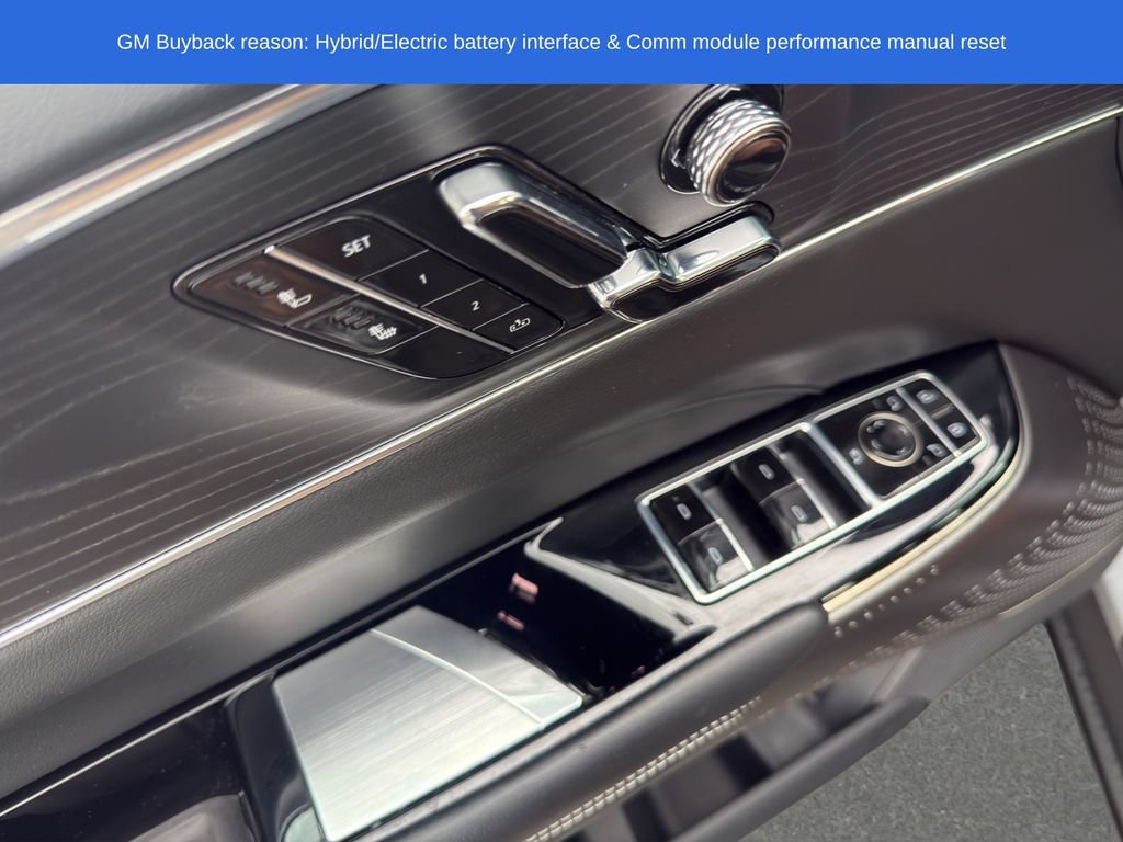 Used 2024 Cadillac Lyriq Luxury AWD/4WD image 12