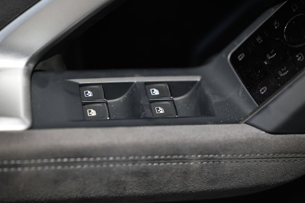 New 2026 Audi SQ5 Premium Plus AWD/4WD image 17