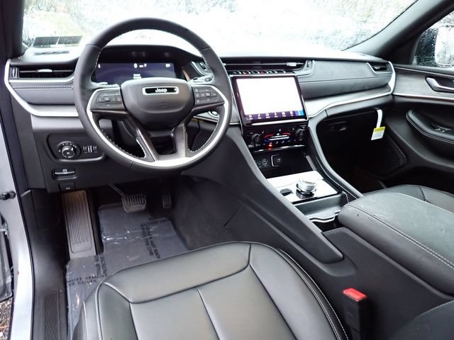 New 2025 Jeep Grand Cherokee Limited AWD/4WD image 14