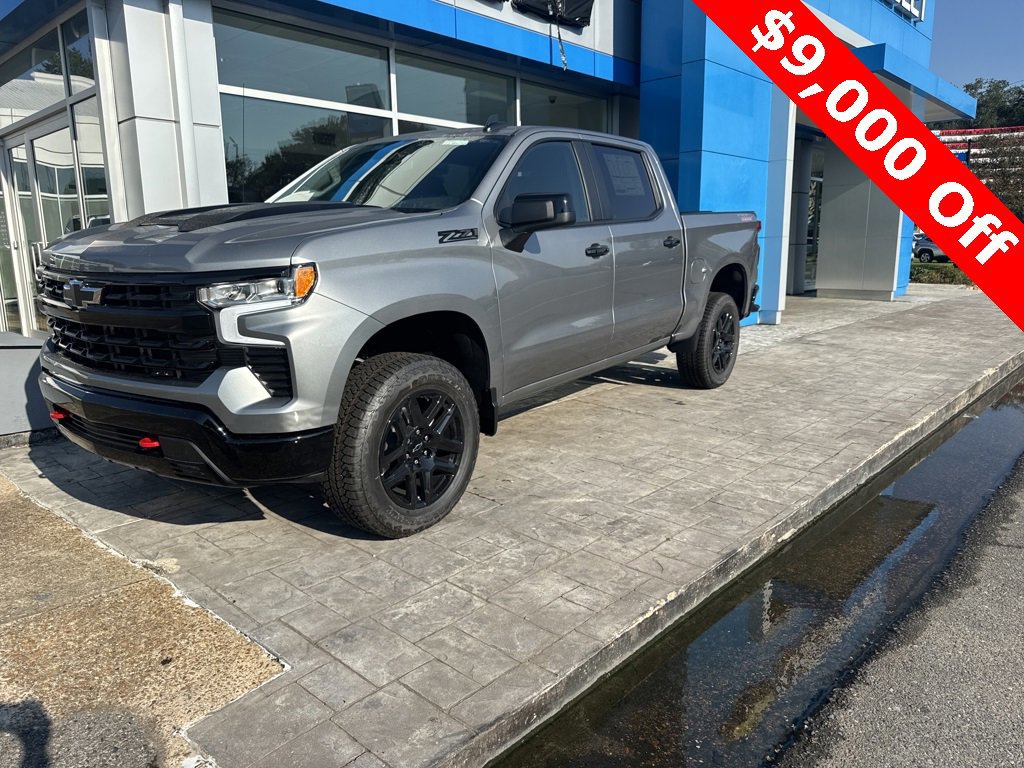 New 2026 Chevrolet Silverado 1500 LT Trail Boss w/ LPO, Dark Essentials Package