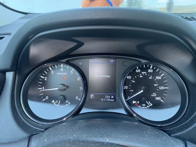 Used 2018 Nissan Rogue SV w/ Premium Package image 8