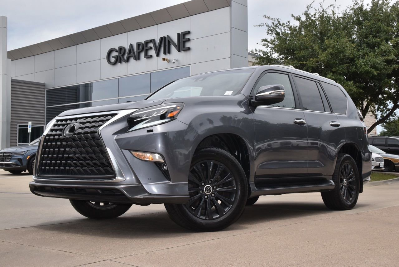 Used 2023 Lexus GX 460 Premium w/ Accessory Package AWD/4WD image 2
