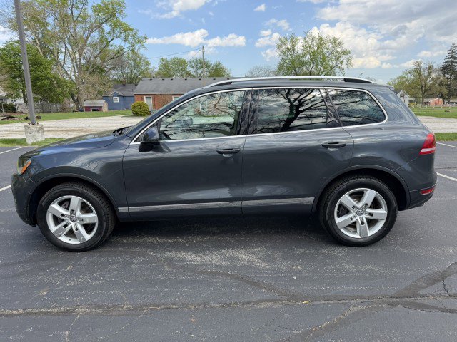 Used 2013 Volkswagen Touareg Executive image 4