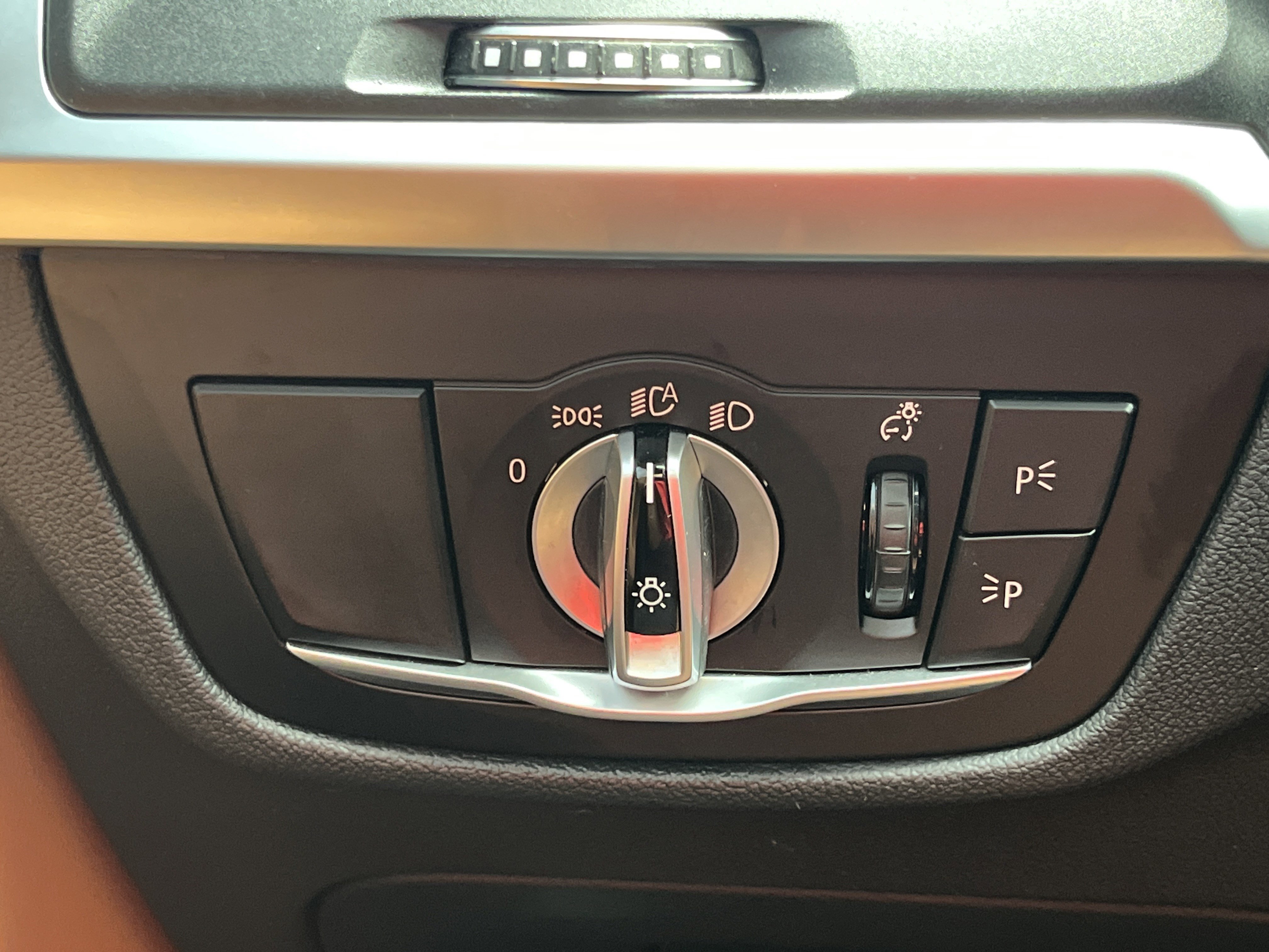 Used 2022 BMW X3 sDrive30i w/ Convenience Package w/ZPA image 10