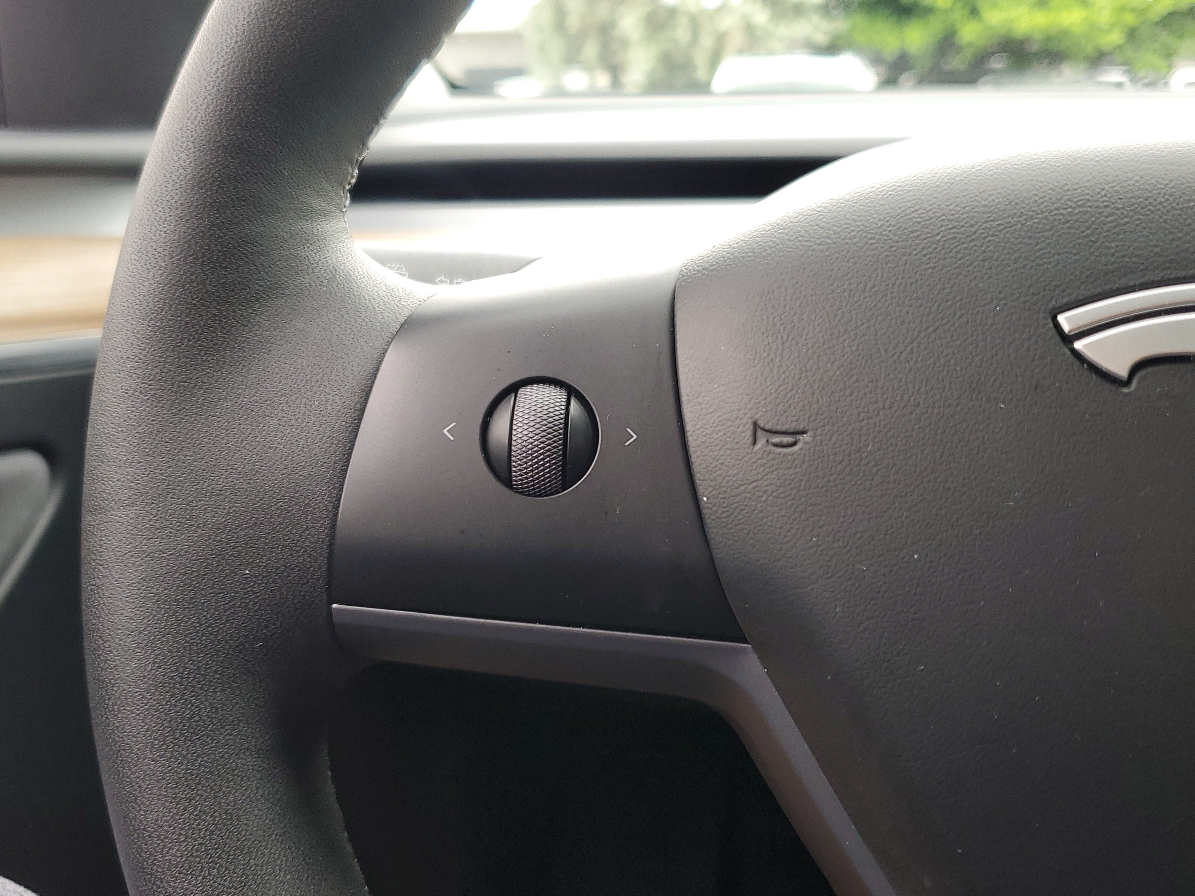 Used 2024 Tesla Model Y Long Range RWD image 23