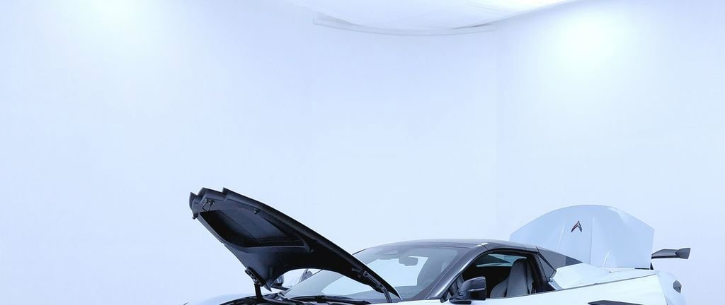 Used 2024 Chevrolet Corvette Z06 w/ Z07 Performance Package image 9