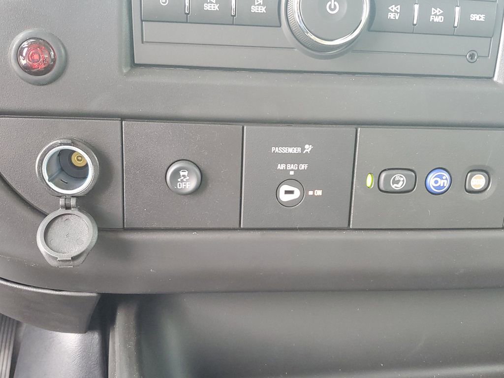 New 2026 Chevrolet Express 3500 w/ Power Convenience Package RWD image 16