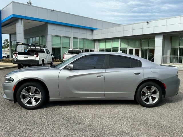 Used 2018 Dodge Charger SXT Plus RWD image 5