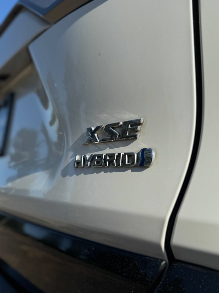 Used 2021 Toyota RAV4 XSE AWD/4WD image 39