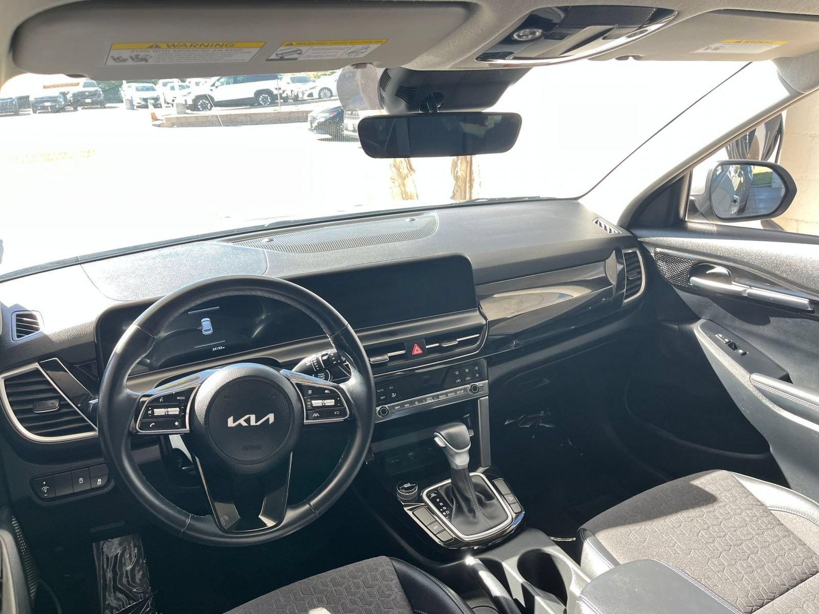 Used 2025 Kia Seltos S FWD image 35
