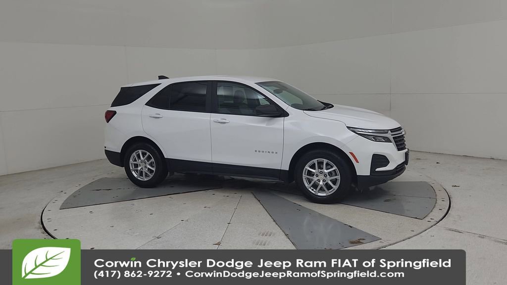Used 2024 Chevrolet Equinox LS w/ LS Convenience Package FWD image 17