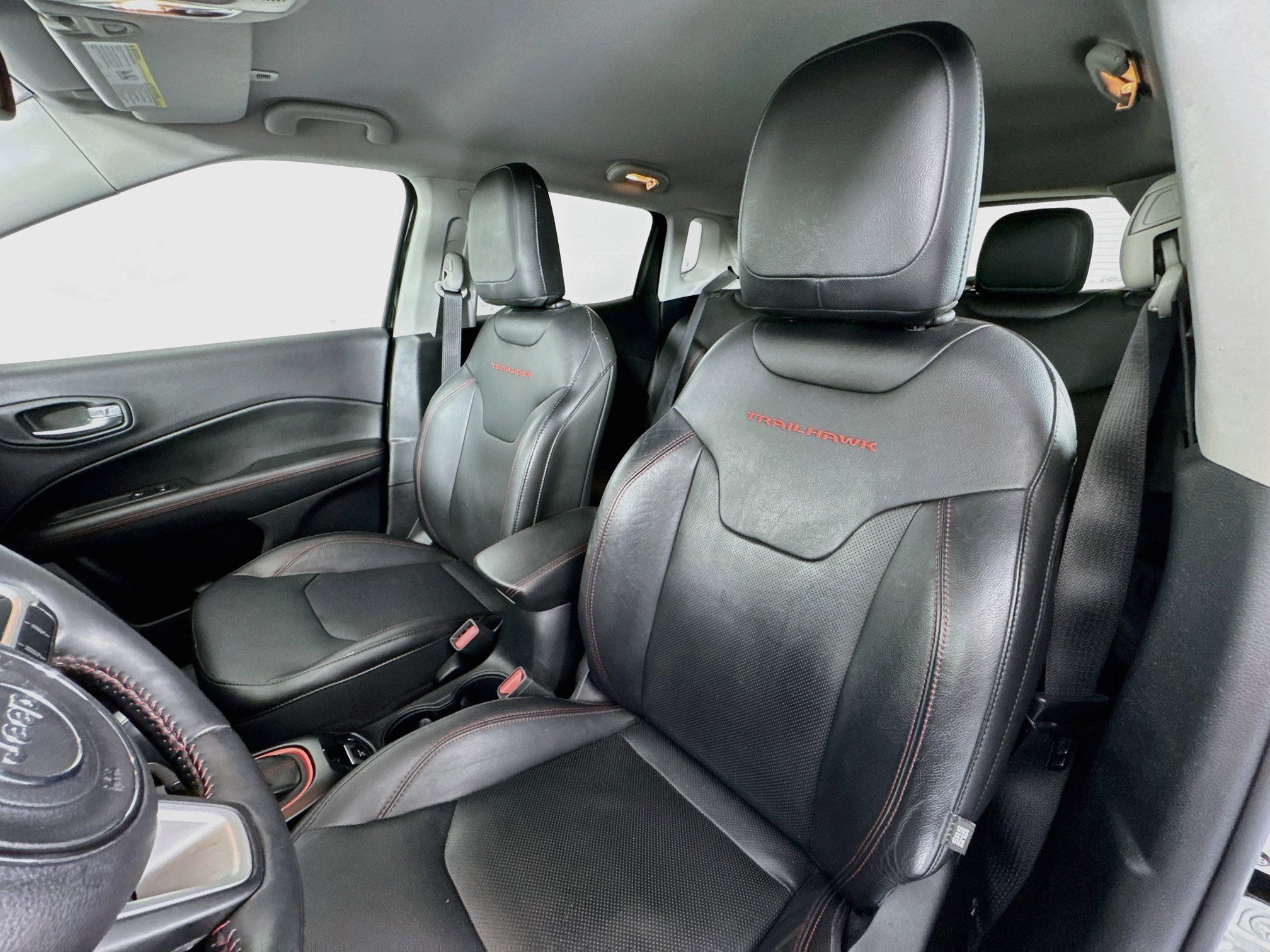 Used 2018 Jeep Compass Trailhawk w/ Leather Interior Group AWD/4WD image 20