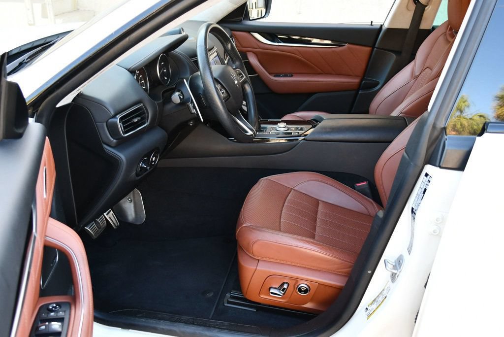 Used 2022 Maserati Levante Modena AWD/4WD image 54
