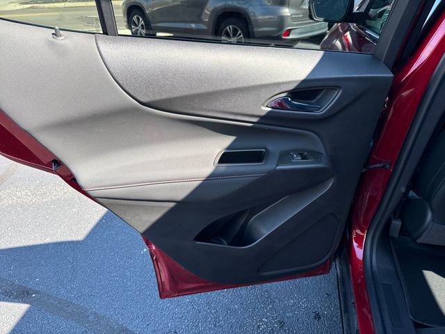 Used 2024 Chevrolet Equinox RS w/ RS Leather Package image 18