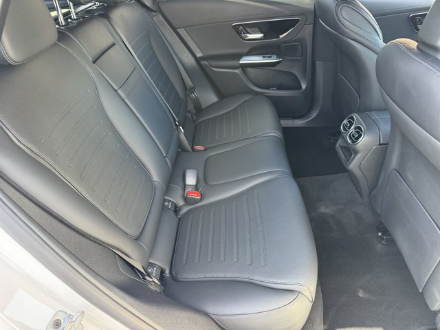 Used 2026 Mercedes-Benz GLC 300 4MATIC image 8