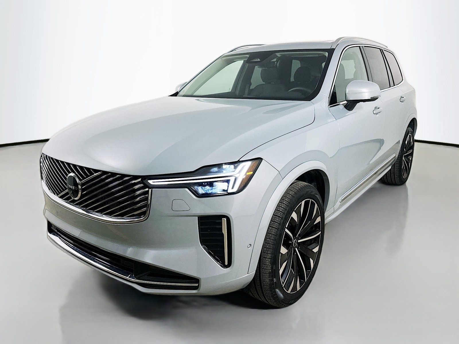 Certified 2026 Volvo XC90 B6 Plus