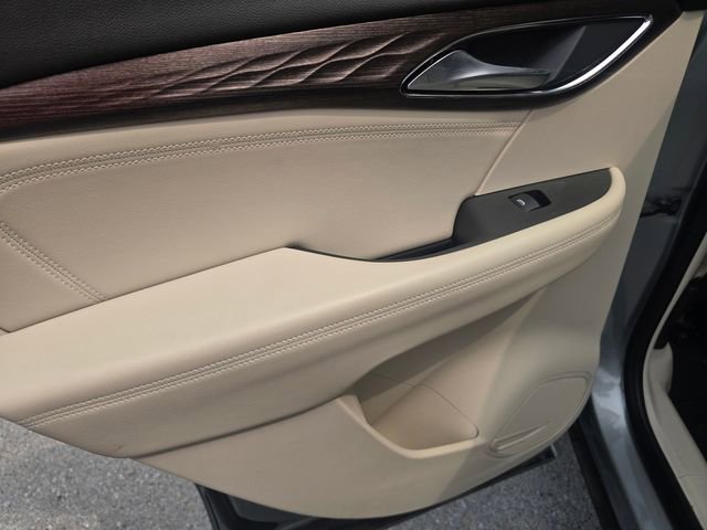 Used 2023 Buick Envision Avenir FWD image 14