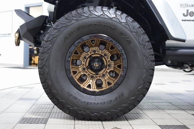 Used 2024 Jeep Wrangler Unlimited Rubicon 392 image 30