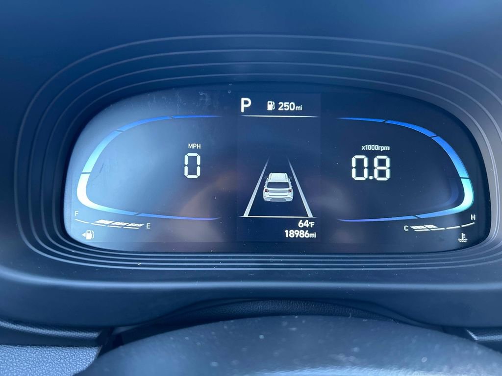 Used 2025 Hyundai Venue Limited image 26