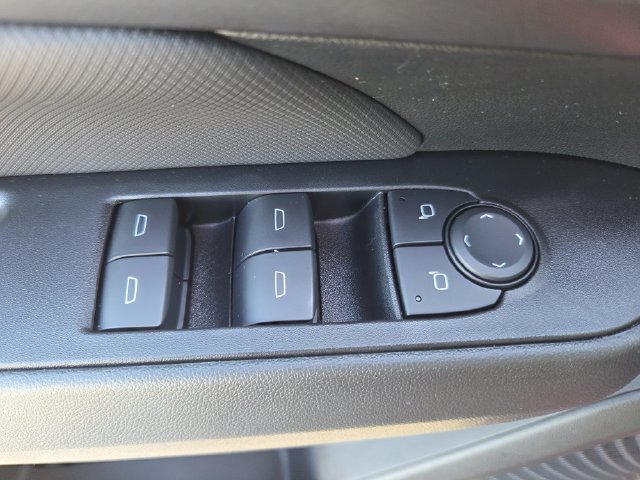 Certified 2025 Chevrolet Equinox EV LT w/ Comfort Package FWD image 19