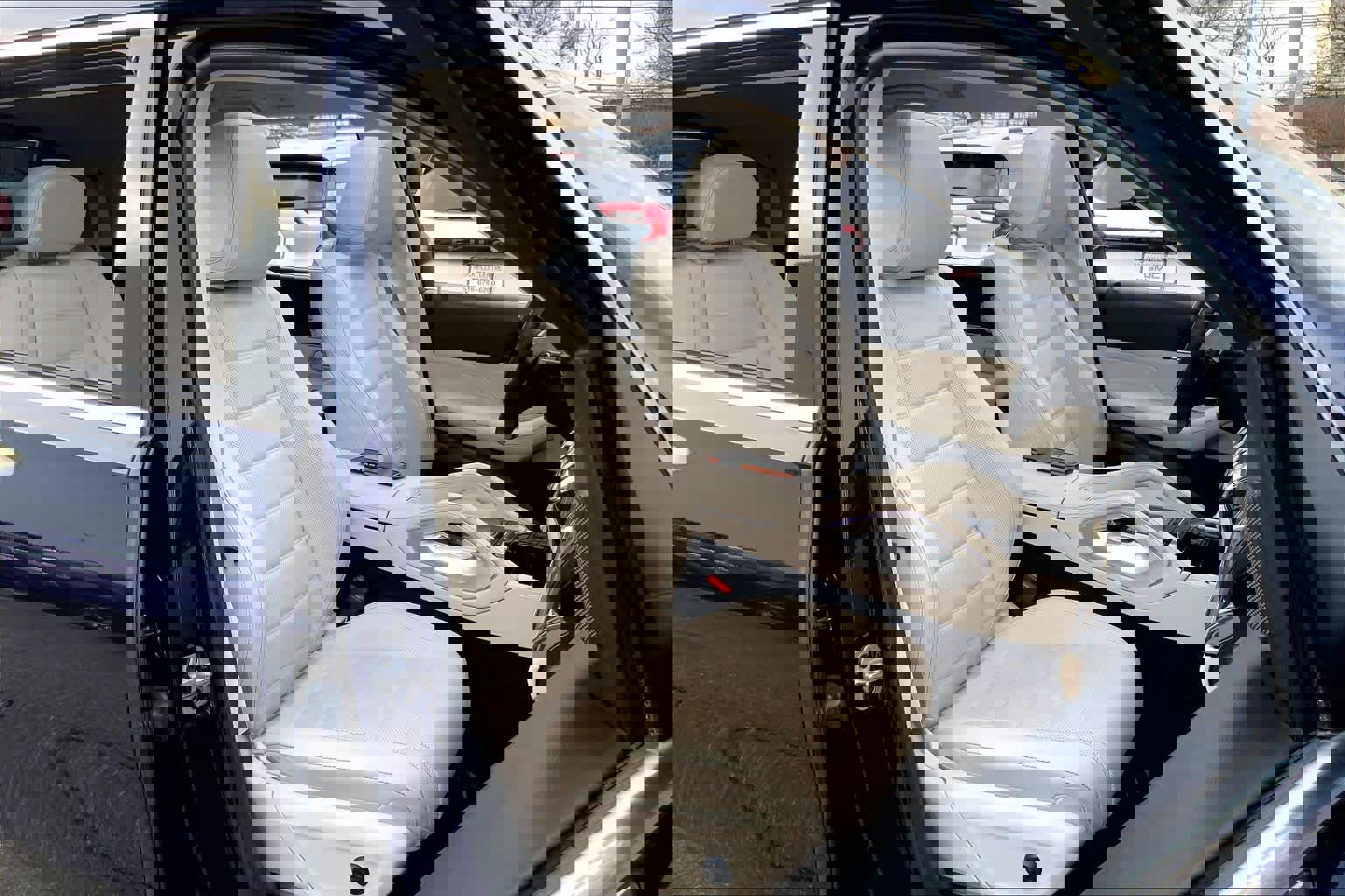 Used 2021 Mercedes-Benz GLS 450 4MATIC image 8