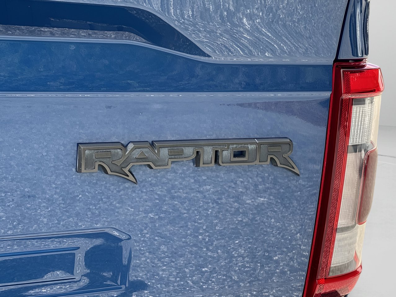 Used 2022 Ford F150 Raptor w/ Convenience Package image 34