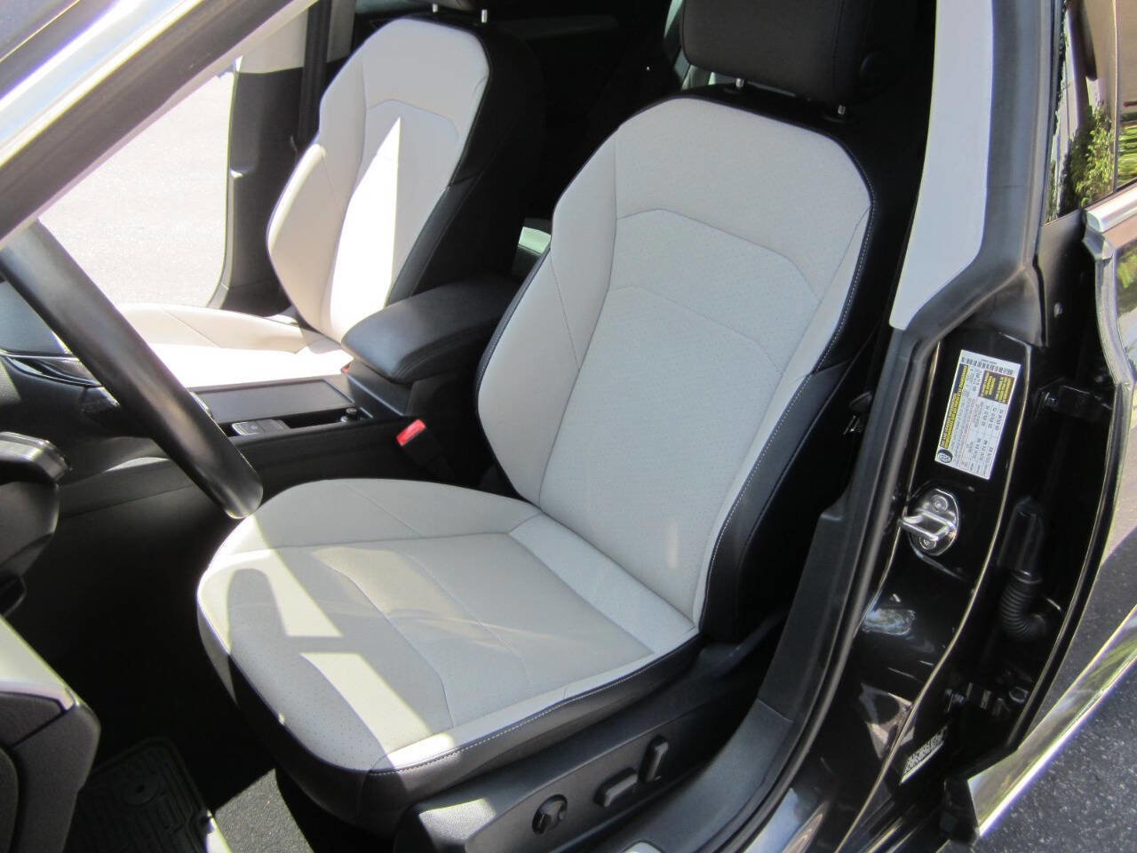 Used 2020 Volkswagen Arteon SE FWD image 25