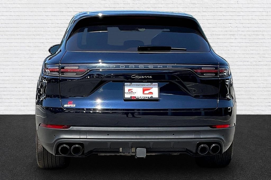 Used 2022 Porsche Cayenne AWD/4WD image 5