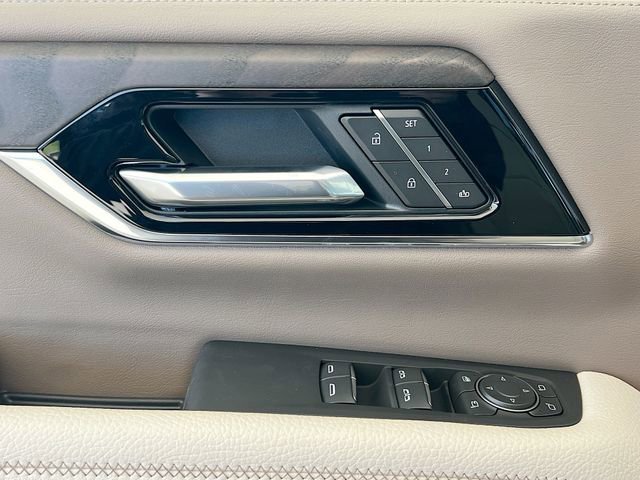 New 2026 GMC Yukon Denali w/ Denali Reserve Package image 13