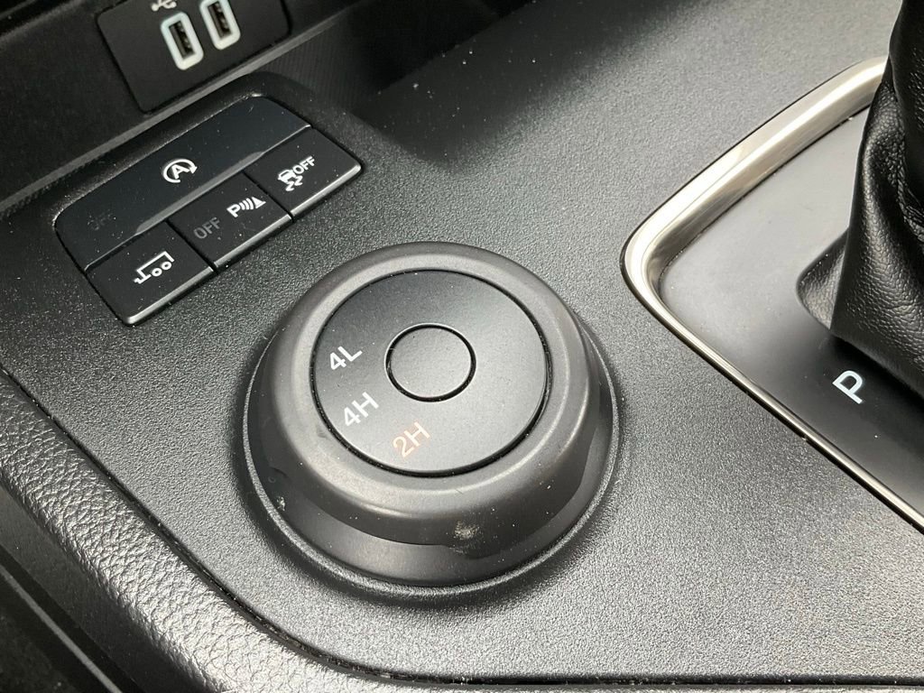 Used 2020 Ford Ranger Lariat w/ Equipment Group 501A Mid image 6