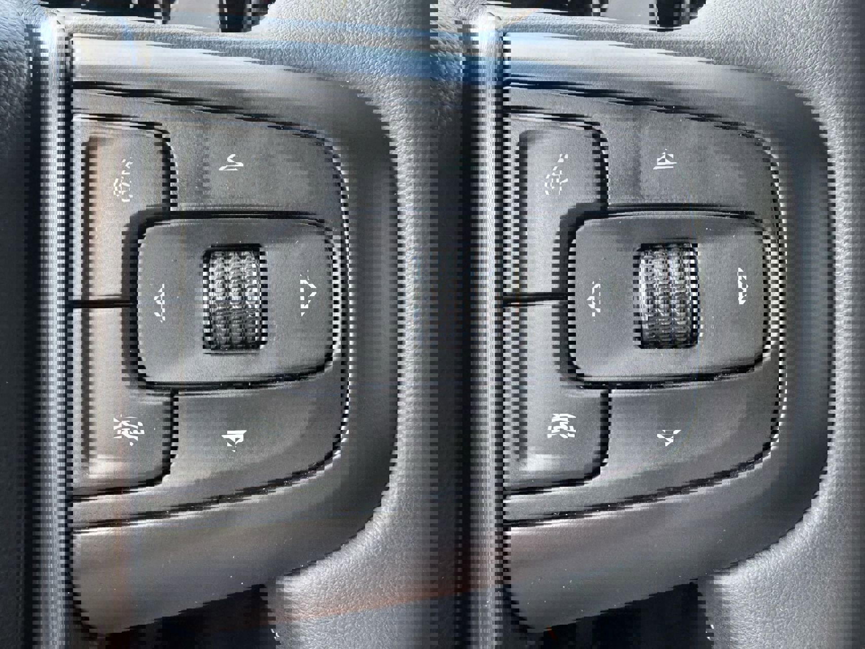 Used 2024 GMC Sierra 1500 AT4 w/ AT4 Premium Package image 18