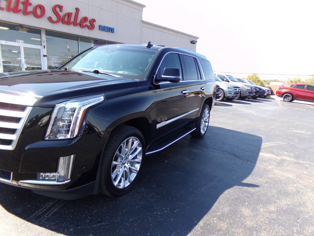 Used 2019 Cadillac Escalade Luxury image 41