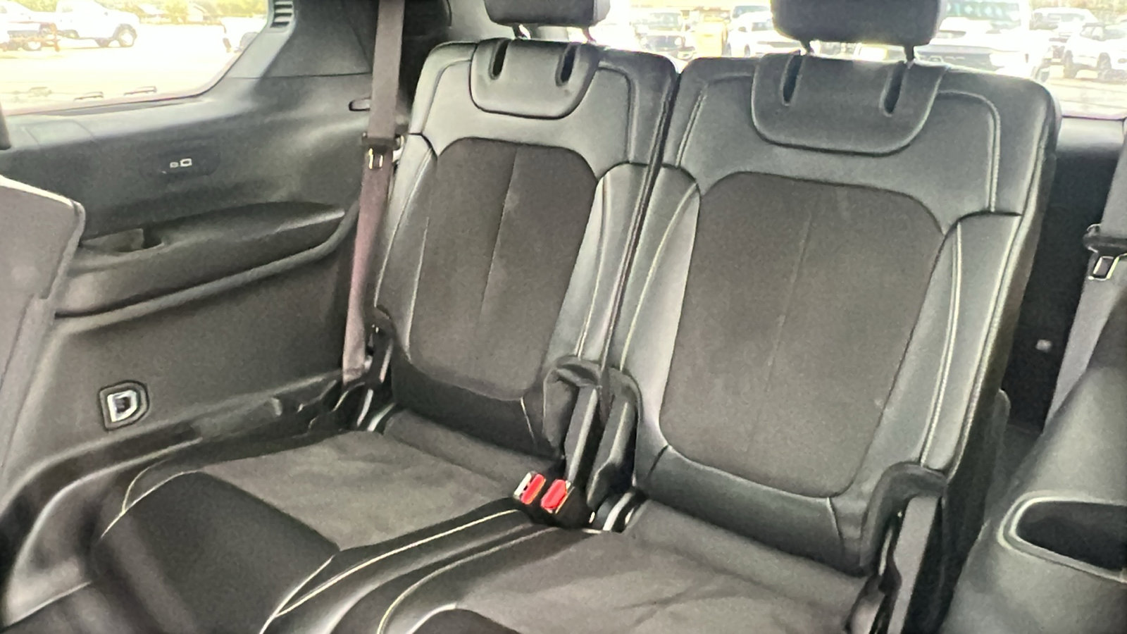 Used 2024 Jeep Grand Cherokee L Laredo image 19