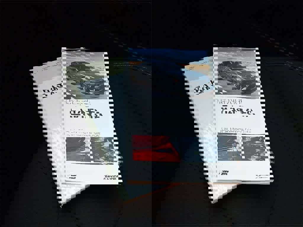 Used 2025 Hyundai Elantra Sport image 25