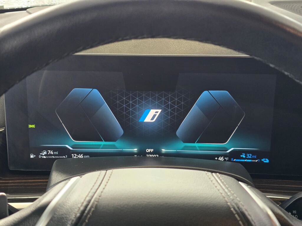 Used 2025 BMW X5 xDrive50e image 29