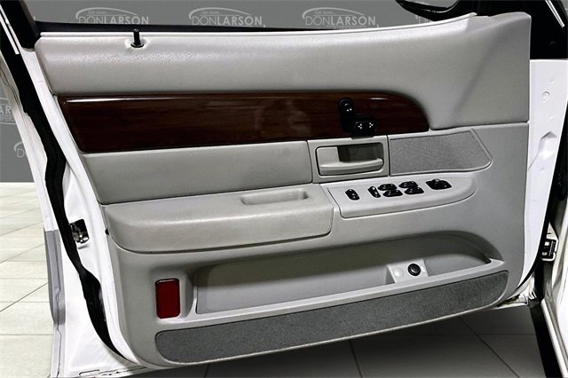 Used 2003 Mercury Grand Marquis GS image 11