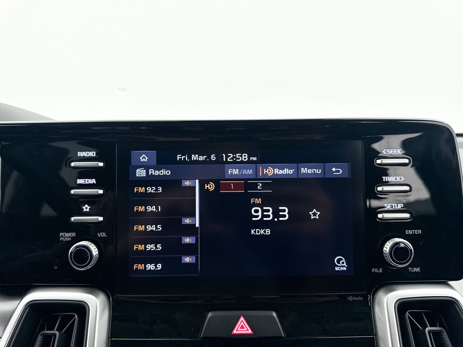 Used 2021 Kia Sorento LX image 20