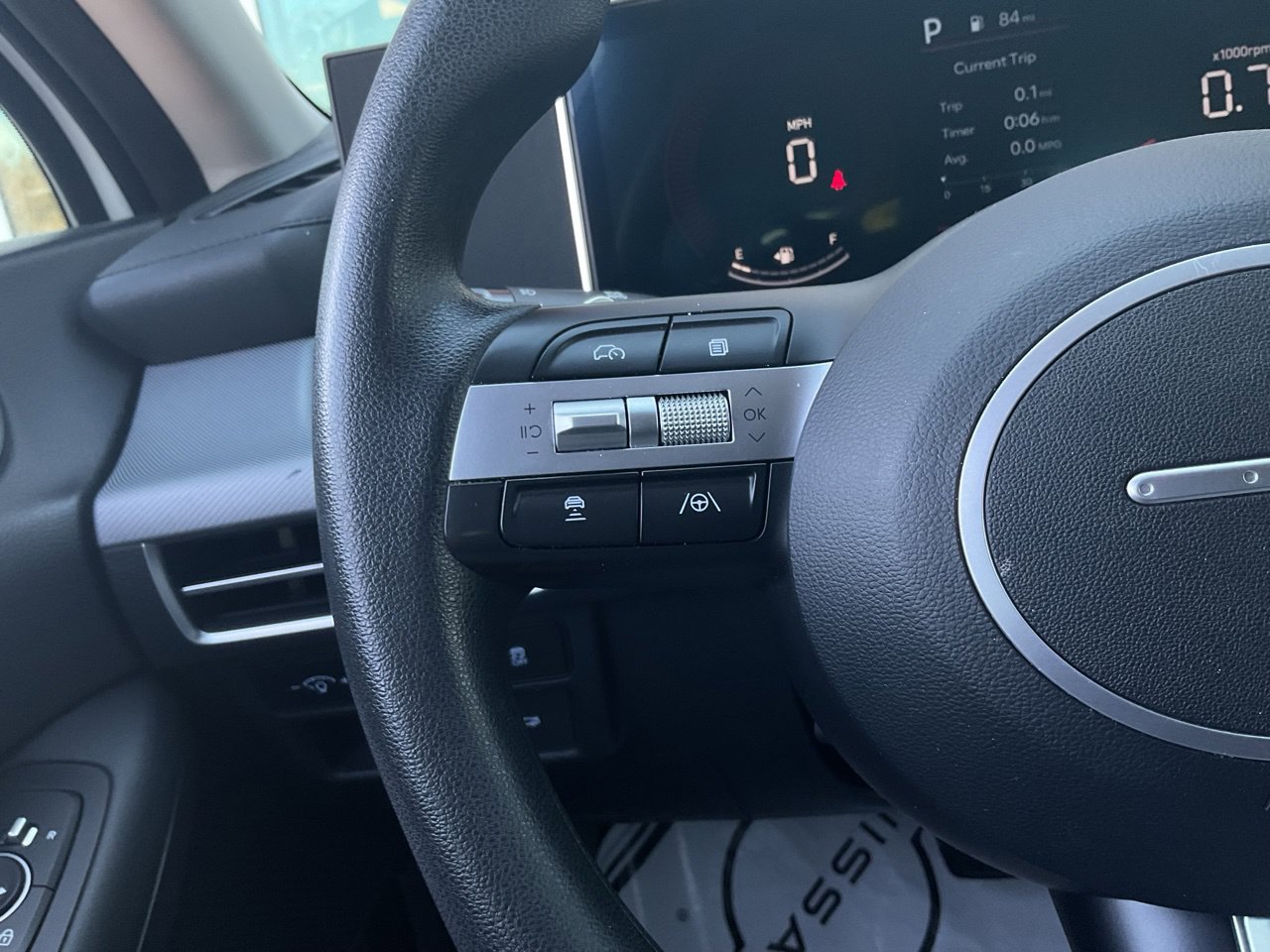 Used 2025 Hyundai Sonata SEL FWD image 28