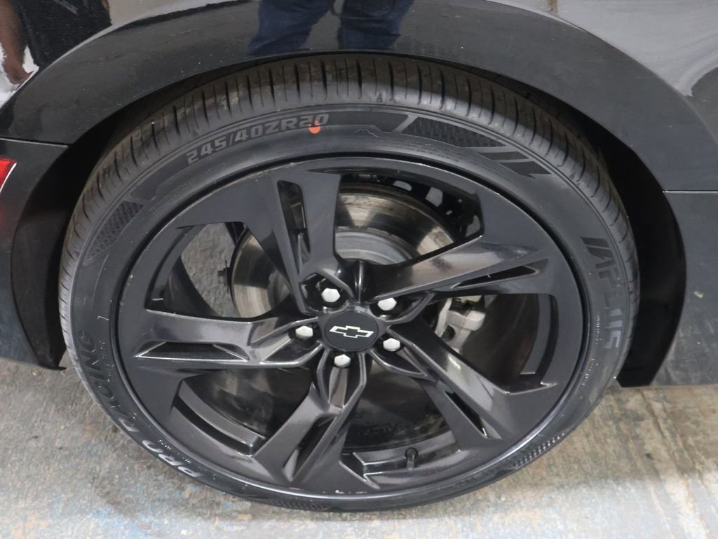 Used 2023 Chevrolet Camaro LT RWD image 31