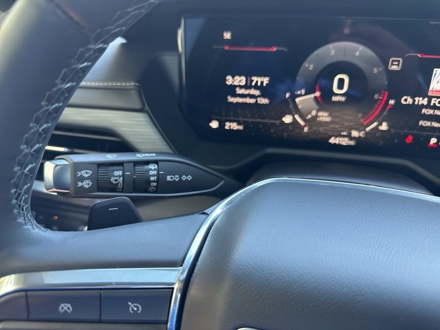 Used 2025 GMC Acadia Elevation w/ Elevation Premium Package image 34