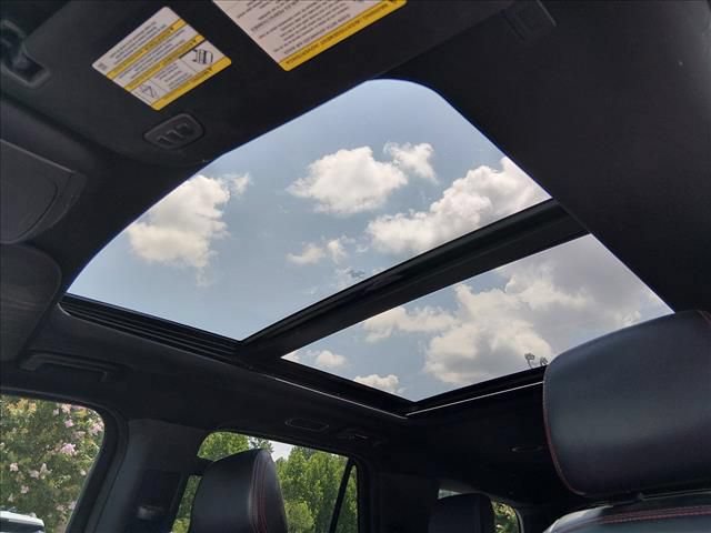 Used 2021 Ford Expedition Limited RWD image 16