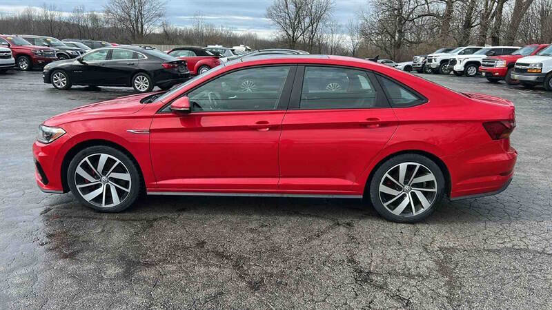Used 2019 Volkswagen Jetta GLI image 4