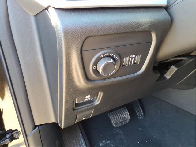 New 2025 Jeep Grand Cherokee Altitude AWD/4WD image 15