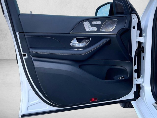 New 2026 Mercedes-Benz GLS 450 4MATIC image 26