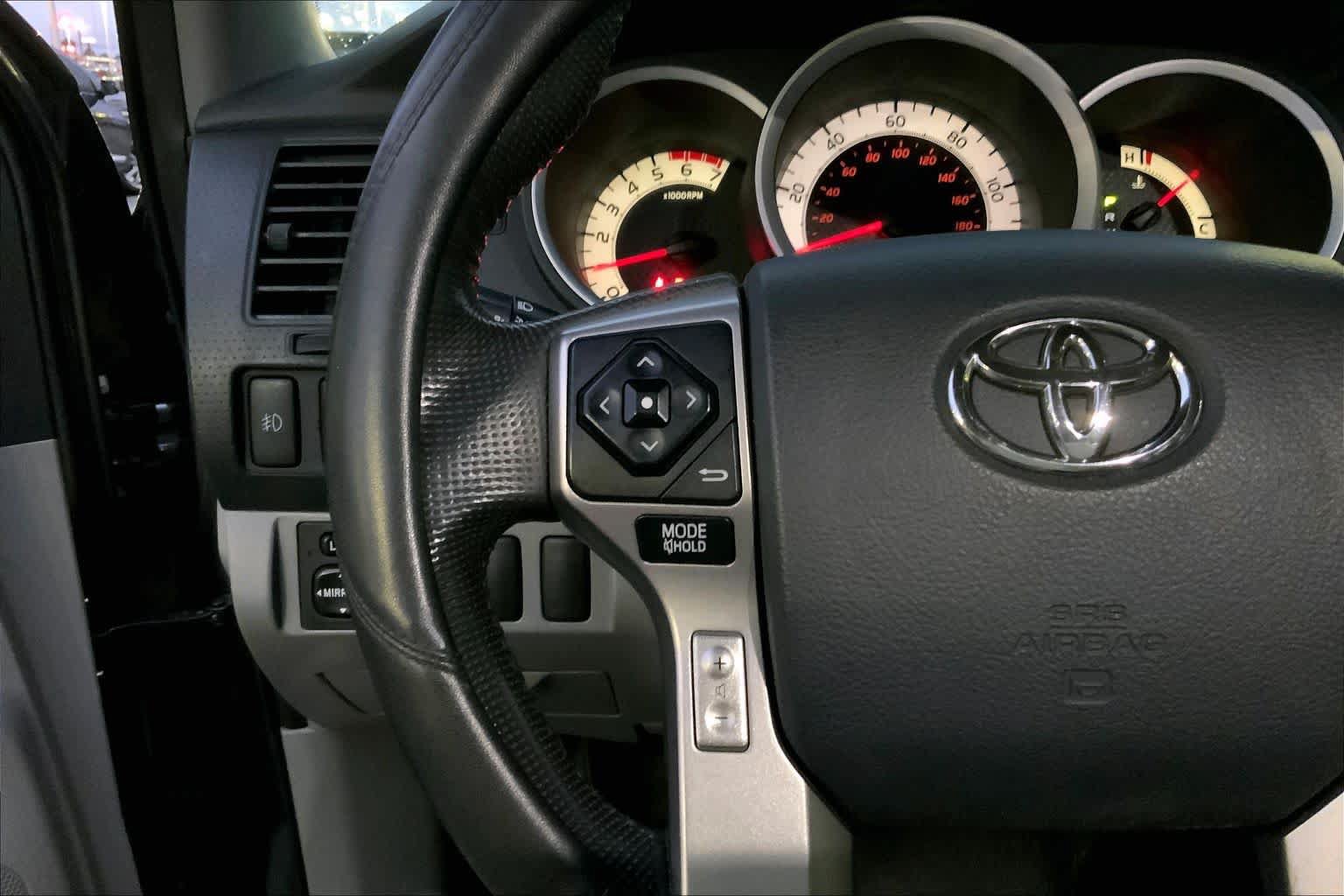 Used 2015 Toyota Tacoma PreRunner w/ TRD Sport Package RWD image 23