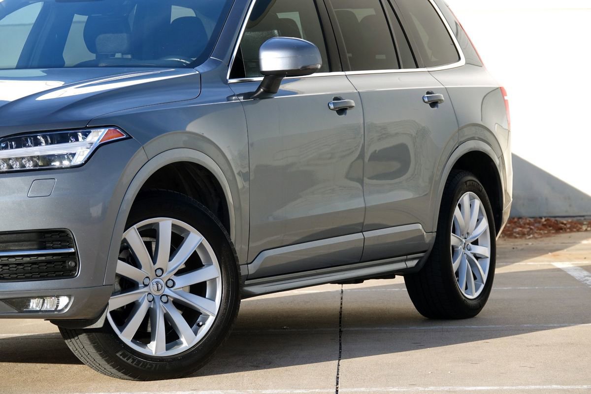 Used 2016 Volvo XC90 T6 Momentum w/ Momentum Plus Package AWD/4WD image 22